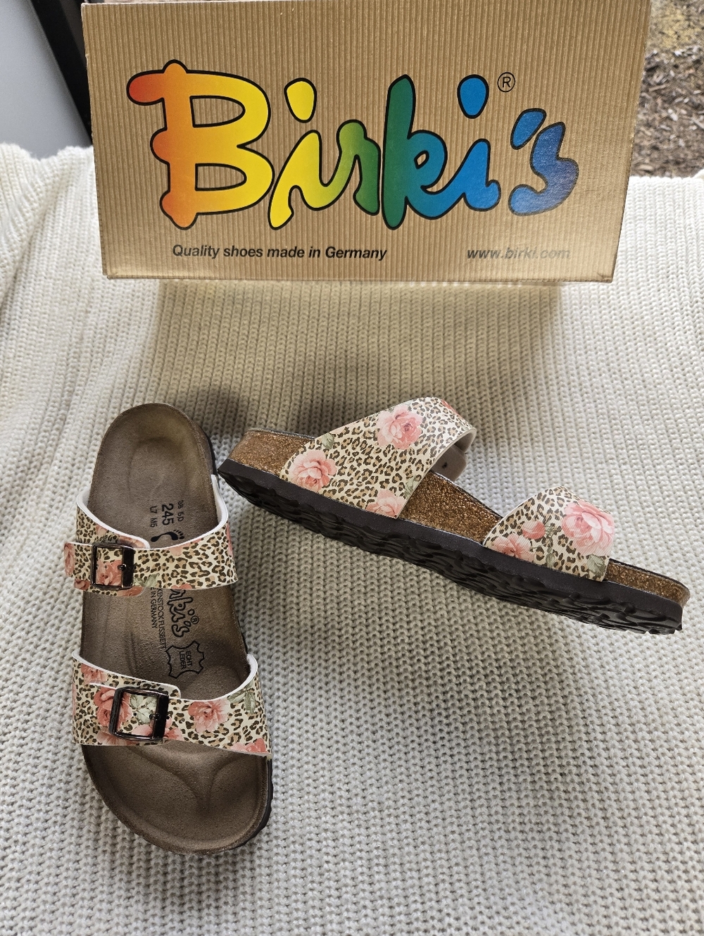 Birkenstock Birki’s Michele Leopard & Roses Print Sandals Size 38 NIB Rare - Picture 9 of 14